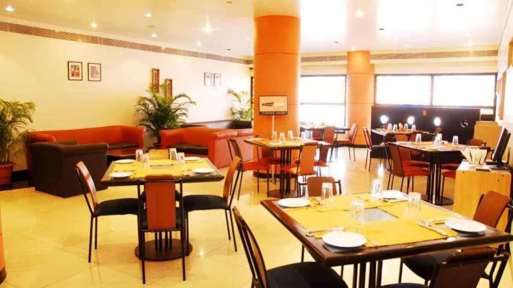 فندق فيشواراتنا غاواهاتي المظهر الخارجي الصورة